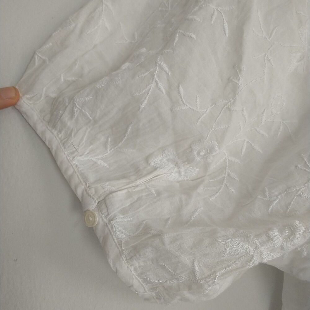 Universal Thread White Embroidered Button-Front Blouse - Picture 6 of 8